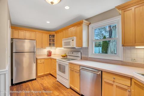 31 Weldon Rd, Matawan, NJ 07747 photo 12