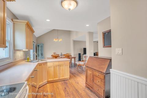31 Weldon Rd, Matawan, NJ 07747 photo 15