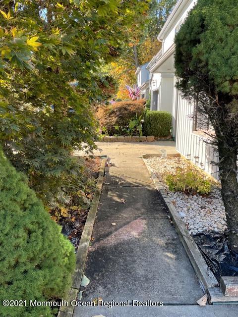 142 Redpine Loop, Old Bridge, NJ 08857 photo 2