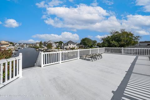 988 Capstan Dr, Forked River, NJ 08731 photo 3