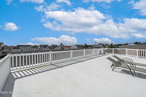 988 Capstan Dr, Forked River, NJ 08731 photo 4