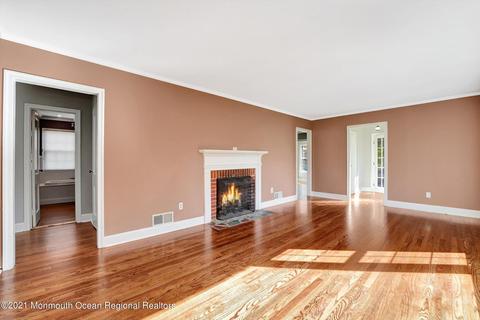 14 Middlesex Rd, Matawan, NJ 07747 photo 5
