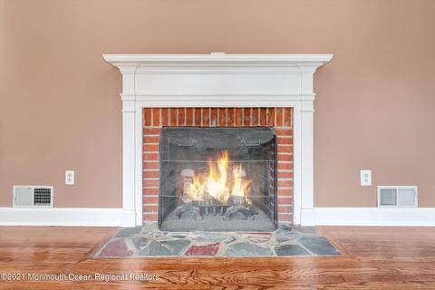 14 Middlesex Rd, Matawan, NJ 07747 photo 7