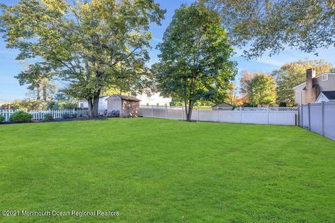 9 Macarthur Dr, Matawan, NJ 07747 photo 23