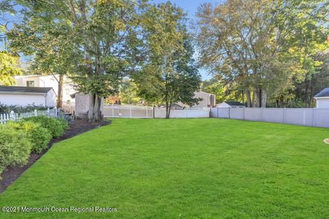 9 Macarthur Dr, Matawan, NJ 07747 photo 24