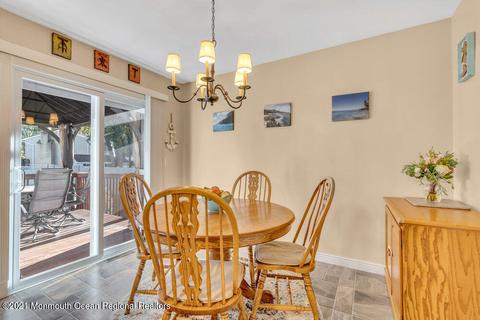 9 Macarthur Dr, Matawan, NJ 07747 photo 12
