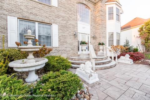 607 Windcrest Ct, Brick, NJ 08724 photo 6