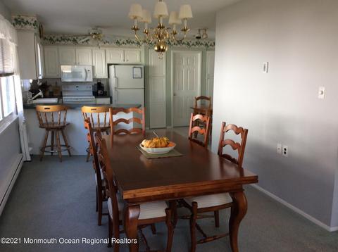 17 Phillips Rd, Brick, NJ 08724 photo 9
