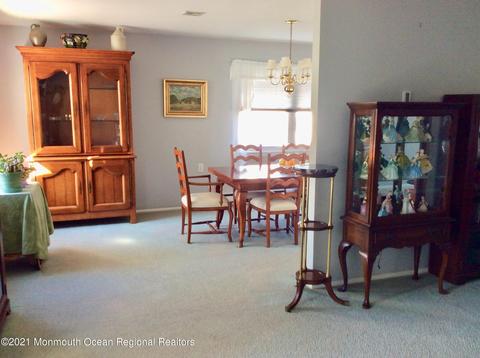 17 Phillips Rd, Brick, NJ 08724 photo 12