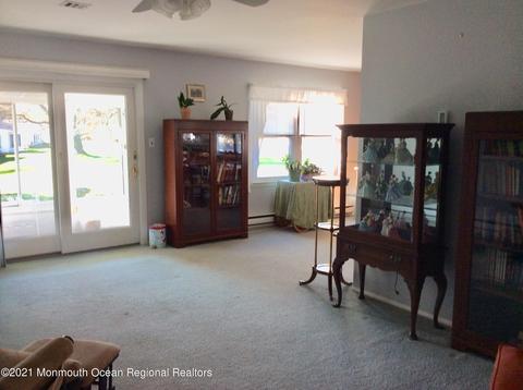 17 Phillips Rd, Brick, NJ 08724 photo 11