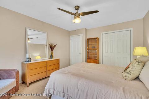 39 Bramble Ln, Matawan, NJ 07747 photo 15