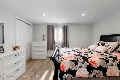 13 Birch Ter, Parlin, NJ 08859 photo 23