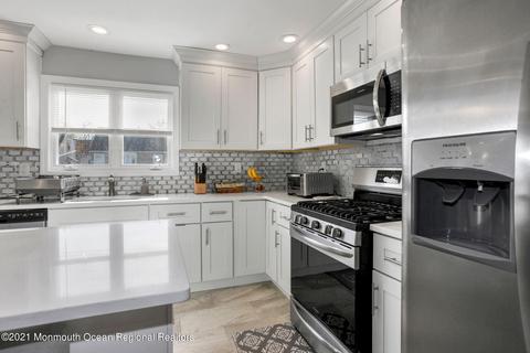 13 Birch Ter, Parlin, NJ 08859 photo 8