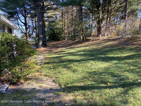 3 Robinson Rd, Brick, NJ 08724 photo 2