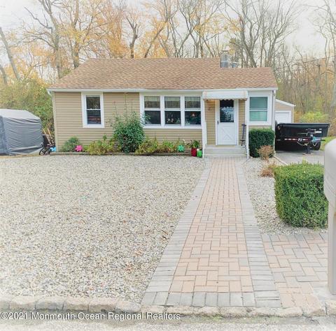 16 Oak St, Waretown, NJ 08758 photo 2