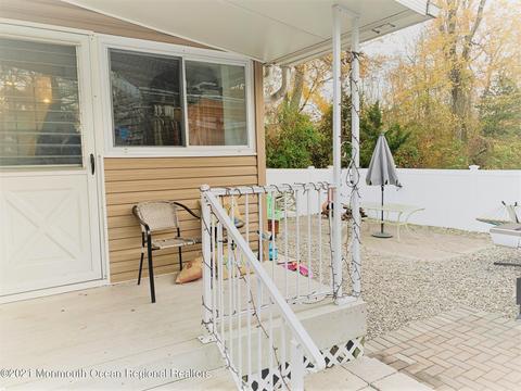 16 Oak St, Waretown, NJ 08758 photo 16
