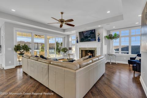 370 Ocean Ave, Sea Bright, NJ 07760 photo 14
