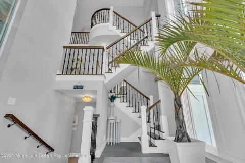 370 Ocean Ave, Sea Bright, NJ 07760 photo 12