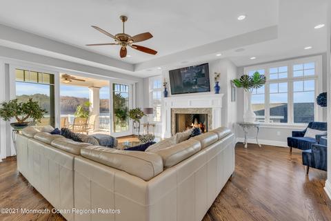 370 Ocean Ave, Sea Bright, NJ 07760 photo 19