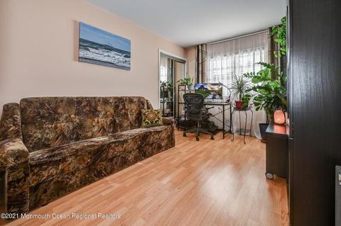136 Redpine Loop, Old Bridge, NJ 08857 photo 22