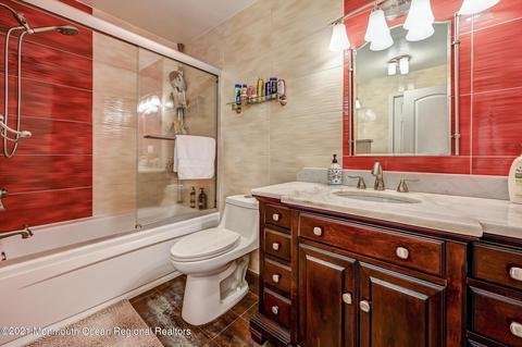 136 Redpine Loop, Old Bridge, NJ 08857 photo 21