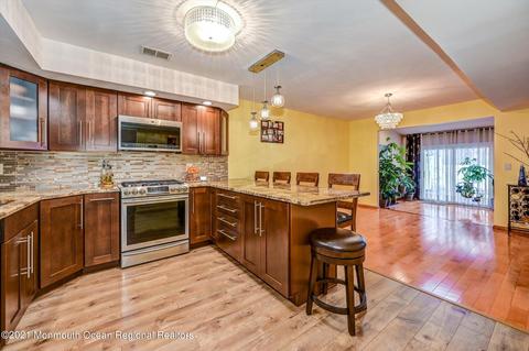 136 Redpine Loop, Old Bridge, NJ 08857 photo 10