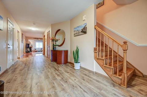 136 Redpine Loop, Old Bridge, NJ 08857 photo 2