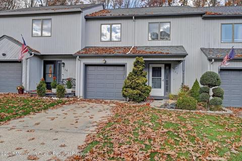 136 Redpine Loop, Old Bridge, NJ 08857 photo 1