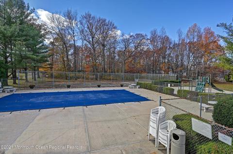 136 Redpine Loop, Old Bridge, NJ 08857 photo 30