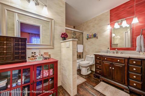 136 Redpine Loop, Old Bridge, NJ 08857 photo 20