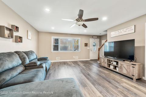 986 Sids Ct, Brick, NJ 08724 photo 7