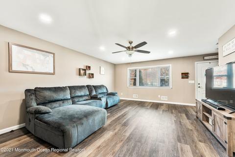 986 Sids Ct, Brick, NJ 08724 photo 6