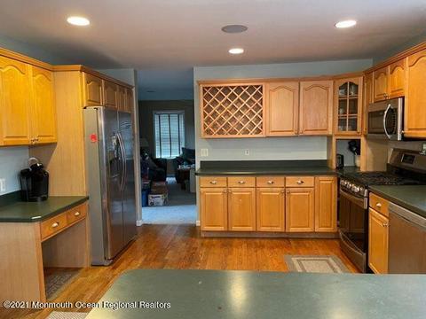 613 Shadow Way, Brick, NJ 08724 photo 4