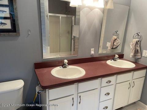 613 Shadow Way, Brick, NJ 08724 photo 12