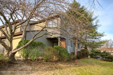 23 Arrowsmith Ct, Matawan, NJ 07747 photo 3