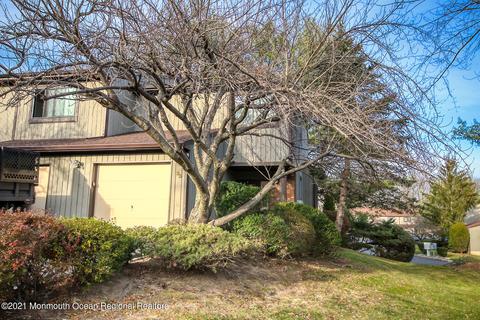 23 Arrowsmith Ct, Matawan, NJ 07747 photo 1