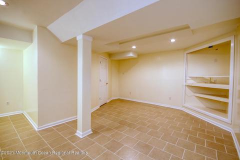 23 Arrowsmith Ct, Matawan, NJ 07747 photo 15
