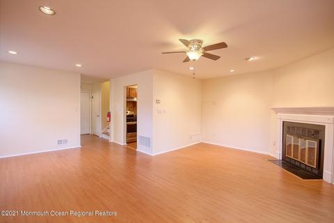 23 Arrowsmith Ct, Matawan, NJ 07747 photo 7