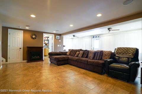 105 E Granada Dr, Brick, NJ 08723 photo 17
