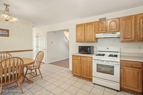 275 Birch Bark Dr, Brick, NJ 08723 photo 11
