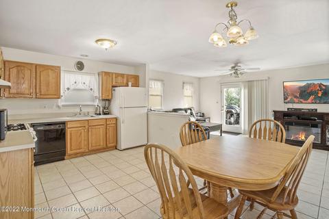 275 Birch Bark Dr, Brick, NJ 08723 photo 12