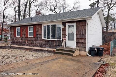 329 Briggs Ave, Forked River, NJ 08731 photo 1