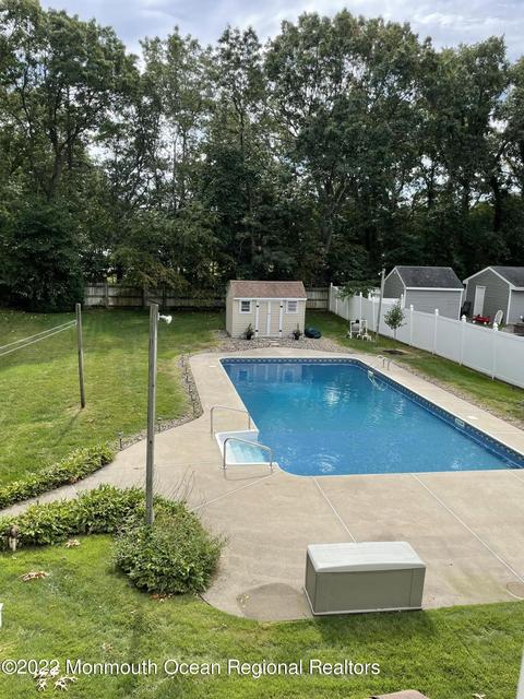 85 Maxim Dr, Forked River, NJ 08731 photo 3