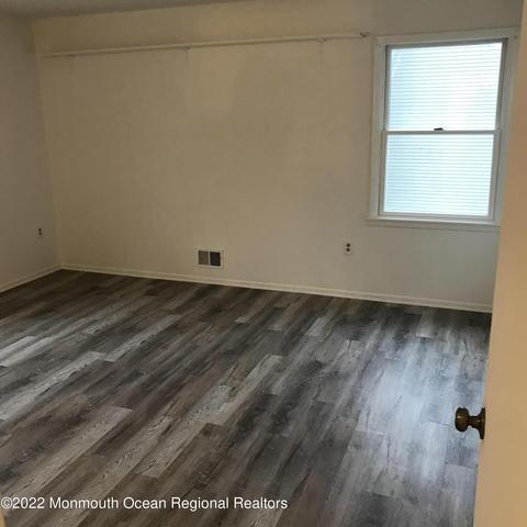 85 Maxim Dr, Forked River, NJ 08731 photo 16