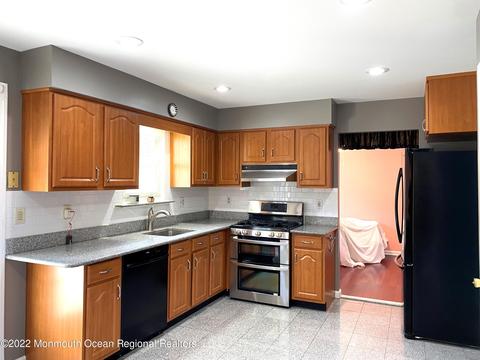 21 Paris Dr, Brick, NJ 08723 photo 8