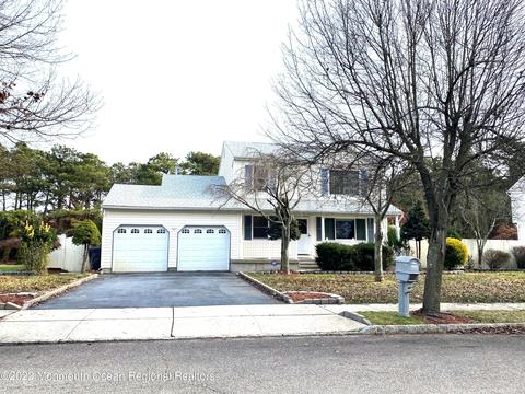 21 Paris Dr, Brick, NJ 08723 photo 1