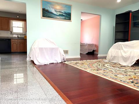 21 Paris Dr, Brick, NJ 08723 photo 4