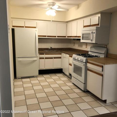 5 Utah Dr # B, Matawan, NJ 07747 photo 7