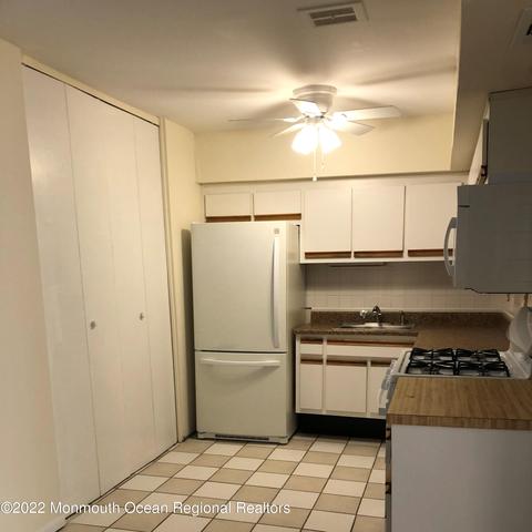 5 Utah Dr # B, Matawan, NJ 07747 photo 8