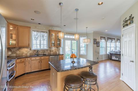 29 Lancaster Way, Jackson, NJ 08527 photo 4